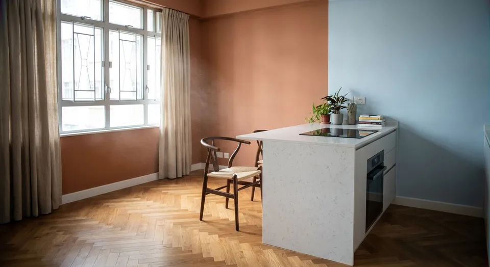 Colour and Stone in Hong Kong Homes: An Australian Case Study