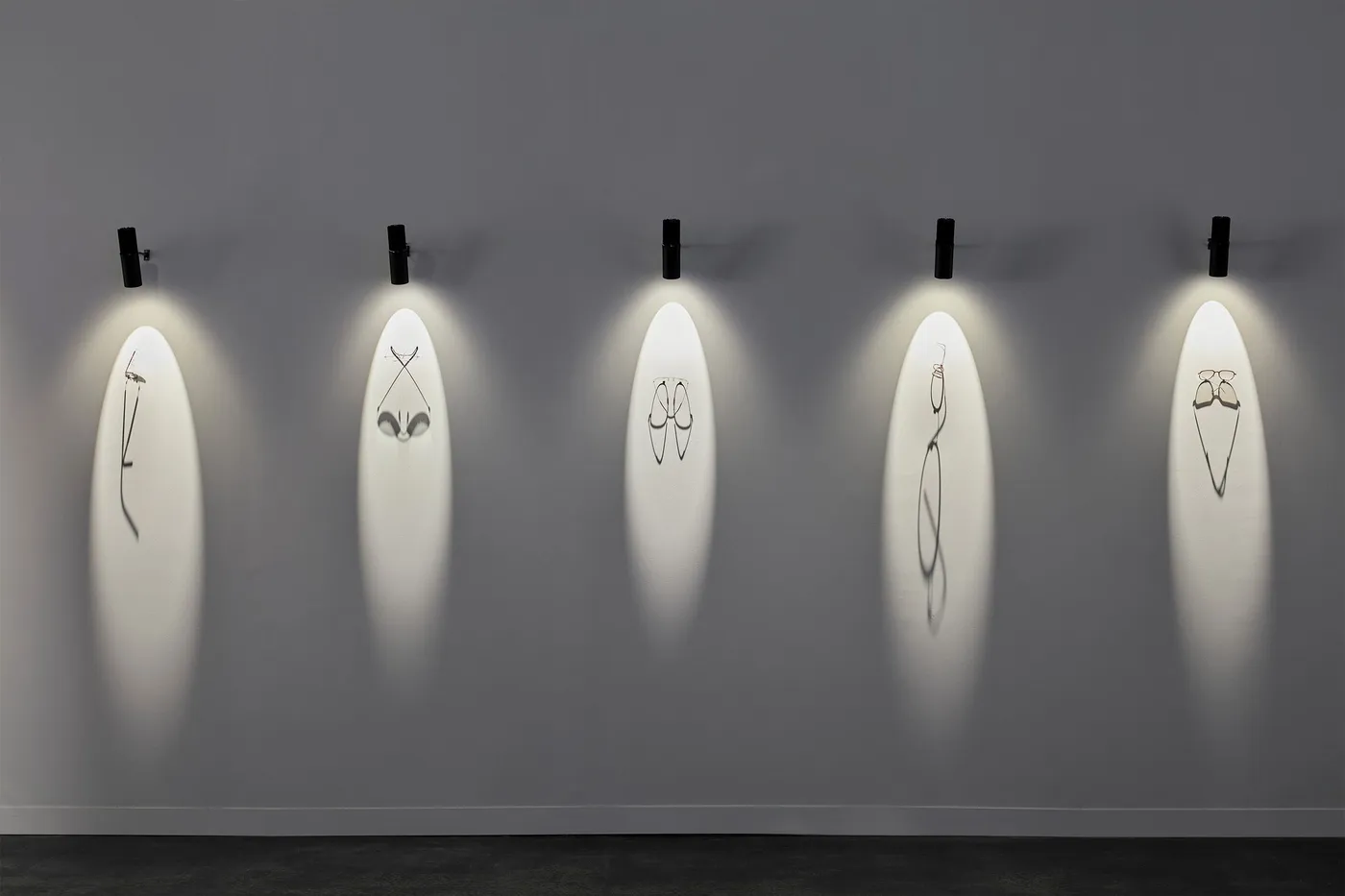Fabrizio Corneli creates dramatic installation for glasses brand Lindberg — 靈感參考圖片 2
