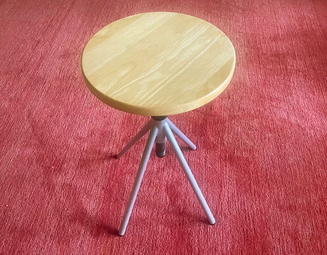 F5: Amanda Martocchio Talks the Rockies, Her Jens Risom Stool, a Joan Snyder Painting + More — 靈感參考圖片 4