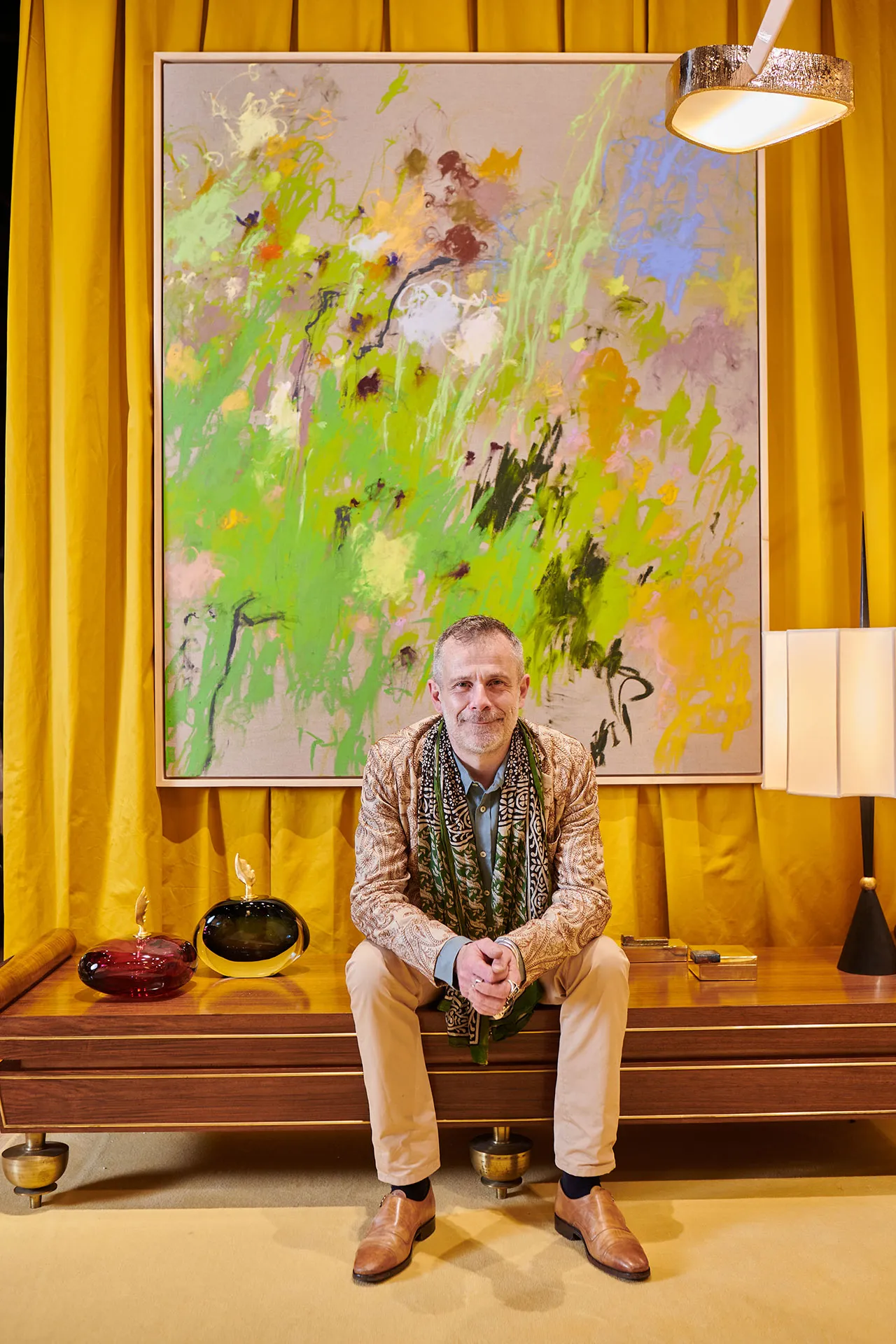 Benoist F. Drut on Peonies, an Eiffel Tower Sculpture, a Louis XV Armchair + More — 靈感參考圖片 2