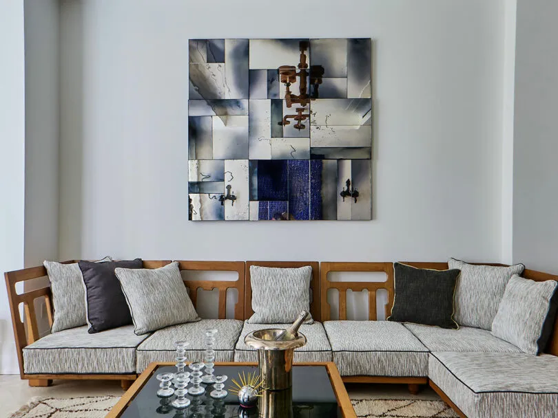 Benoist F. Drut on Peonies, an Eiffel Tower Sculpture, a Louis XV Armchair + More — 靈感參考圖片 1
