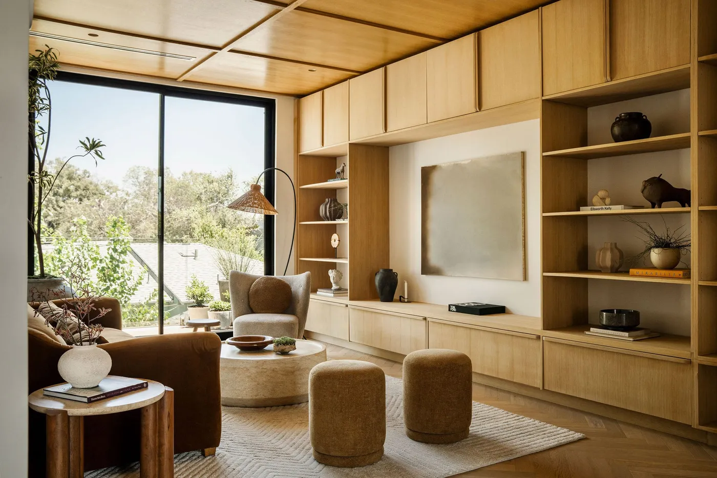 Peaked volumes top Los Angeles house by Allprace — 靈感參考圖片 5
