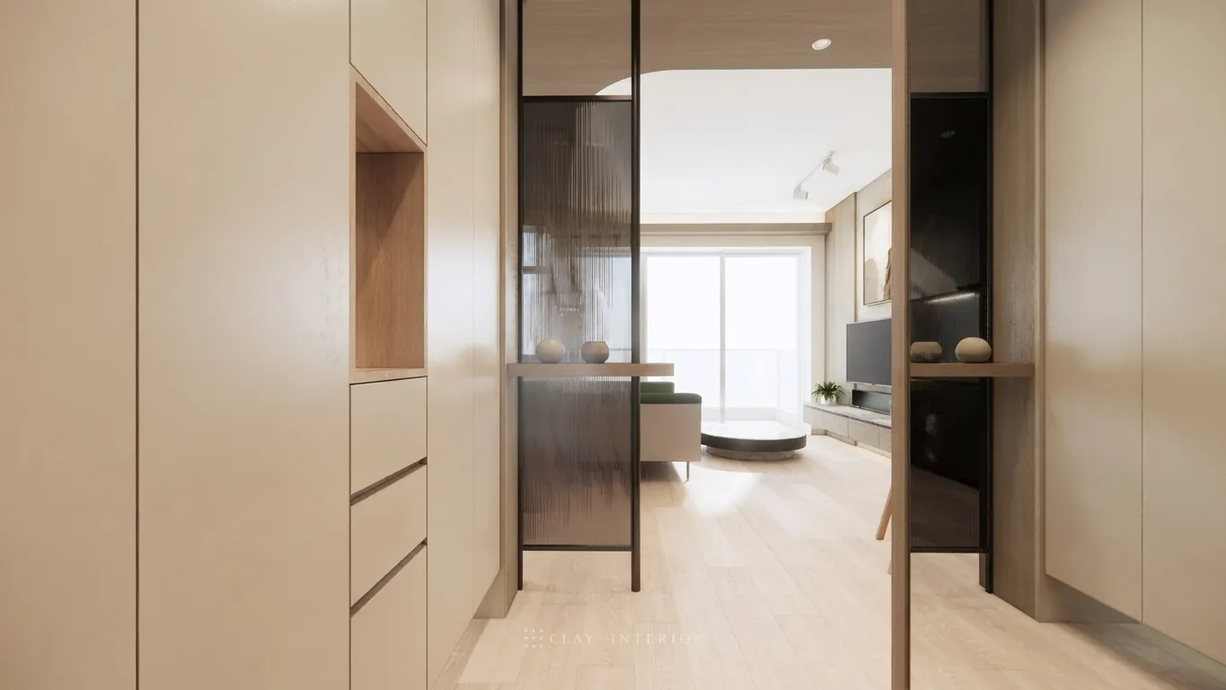 面對無可避免的窗台結構，真正的解法不在於遮擋，而在於轉化。