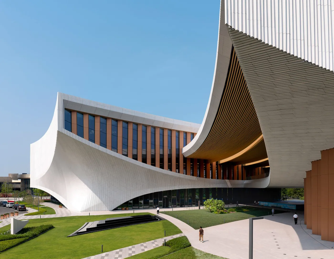 ZHA designs waterfront performance venue in China to "crescendo and flare" — 靈感參考圖片 2